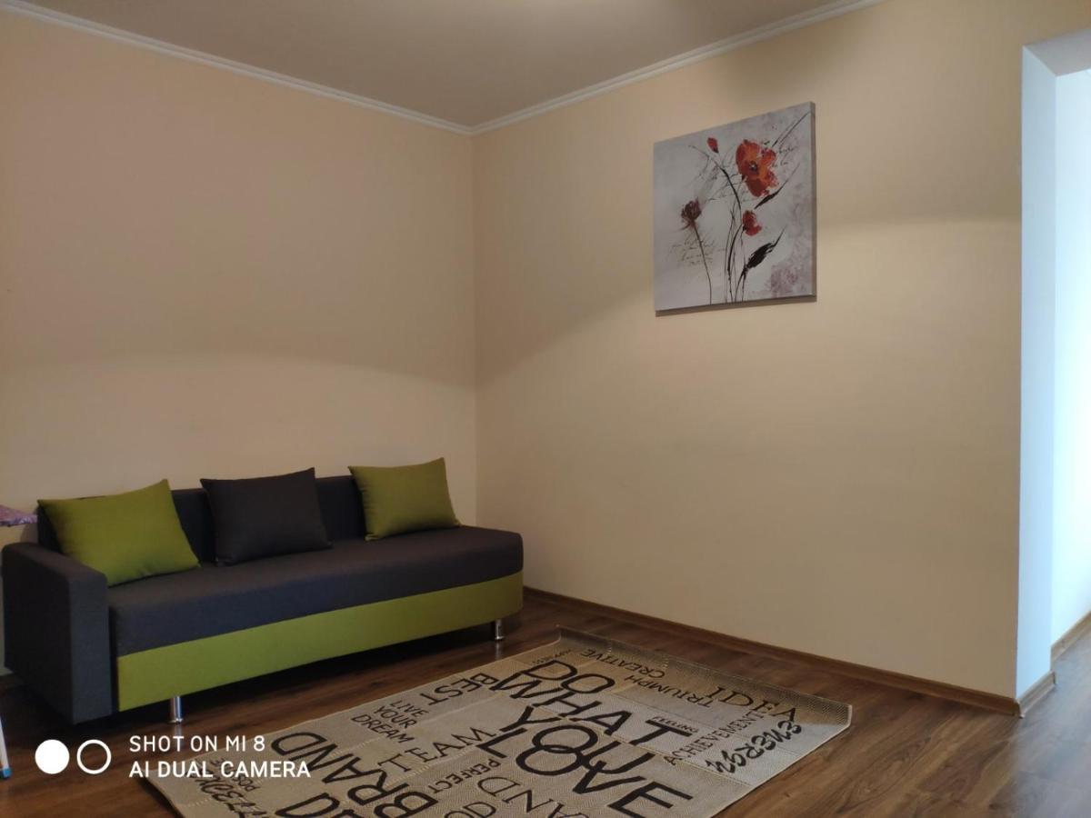 Apartments Domovik Мостова 5 Кв 37 Mukacheve Exterior photo