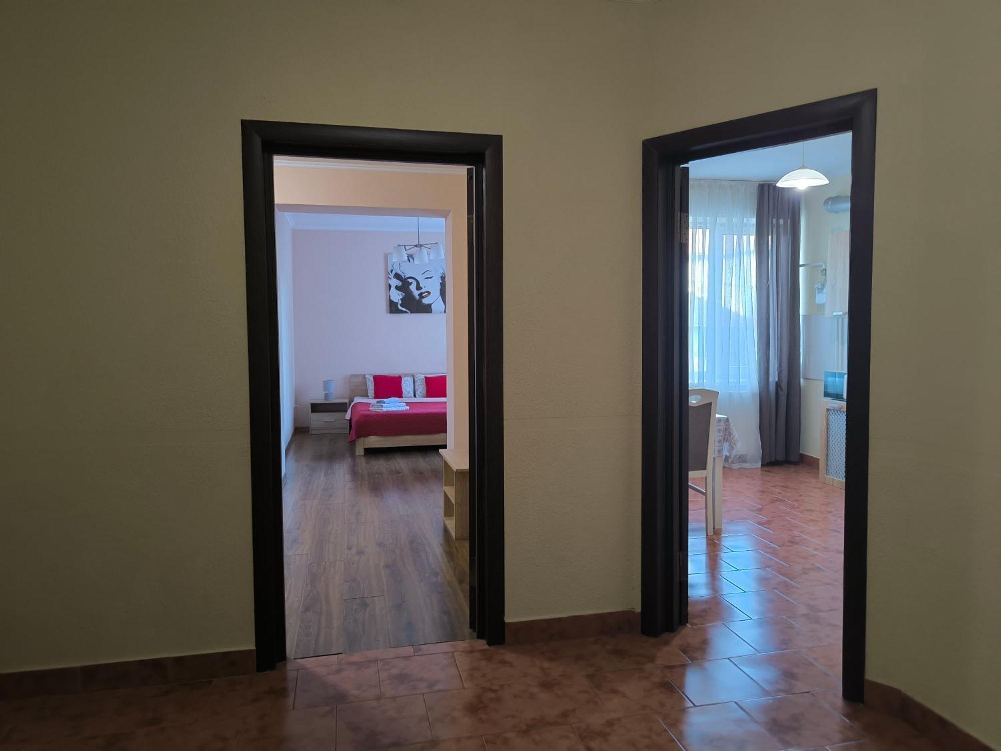 Apartments Domovik Мостова 5 Кв 37 Mukacheve Exterior photo